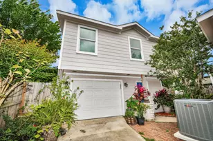 109 N Eastwood St, Houston, TX 77011 - Photo 1