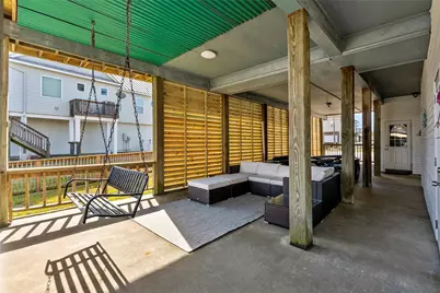 518 Paradise Drive, Tiki Island, TX 77554 - Photo 5