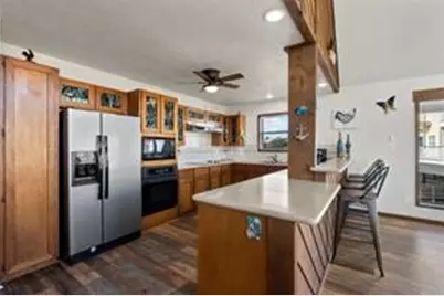 518 Paradise Drive, Tiki Island, TX 77554 - Photo 33