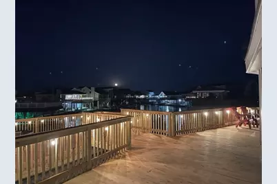 518 Paradise Drive, Tiki Island, TX 77554 - Photo 39