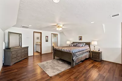 518 Paradise Drive, Tiki Island, TX 77554 - Photo 23