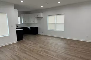 1086 Marjorie St, Houston, TX 77088 - Photo 3