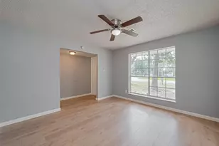 206 Beaver Bend Rd, Houston, TX 77037 - Photo 13