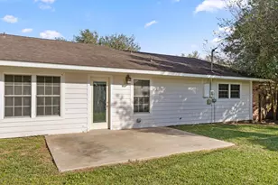 2208 Gontier Dr, Bay City, TX 77414 - Photo 23