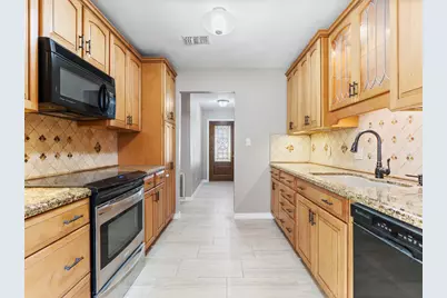 2208 Gontier Drive, Bay City, TX 77414 - Photo 7