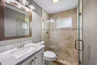 5759 Firenza Drive, Houston, TX 77035 - Photo 17