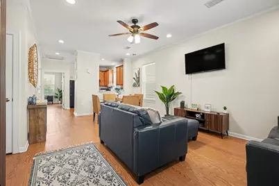 5323 Menard Avenue, Galveston, TX 77551 - Photo 15
