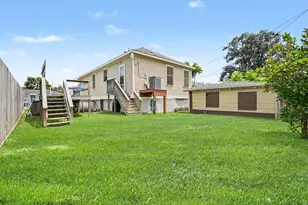 5323 Menard Ave, Galveston, TX 77551 - Photo 11