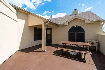 102 Sugar Creek Drive, Rockport, TX 78382 - Photo 7