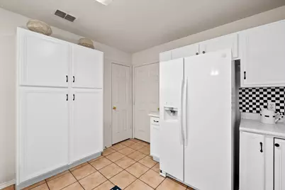 102 Sugar Creek Drive, Rockport, TX 78382 - Photo 13