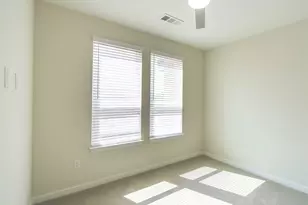 800 N Fm 3083 Rd W, Conroe, TX 77303 - Photo 7