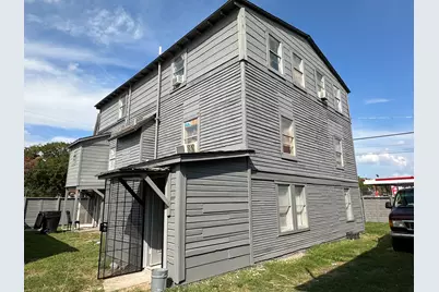 2419 Pannell Street #13, Houston, TX 77026 - Photo 1