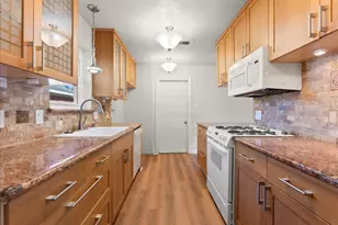 2015 Sierra St, Kemah, TX 77565 - Photo 23