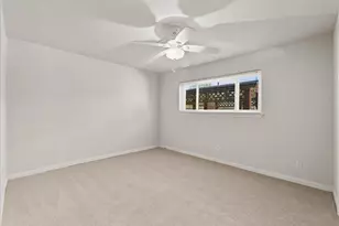 2015 Sierra St, Kemah, TX 77565 - Photo 31