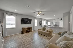 16451 Rosary Pea Pl, Conroe, TX 77385 - Photo 7