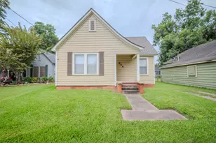 604 Abell St, Wharton, TX 77488 - Photo 1