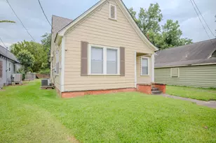 604 Abell St, Wharton, TX 77488 - Photo 3