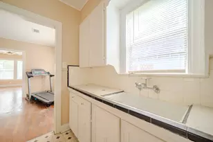 604 Abell St, Wharton, TX 77488 - Photo 25