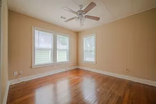 604 Abell St, Wharton, TX 77488 - Photo 13