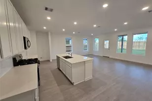 2506 Ruby Cooper Dr, Rosharon, TX 77583 - Photo 3