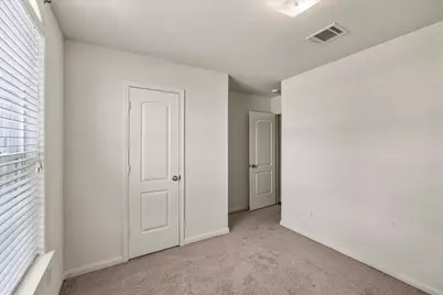 422 Hawks View Drive, La Marque, TX 77568 - Photo 21