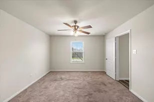 422 Hawks View Dr, La Marque, TX 77568 - Photo 15