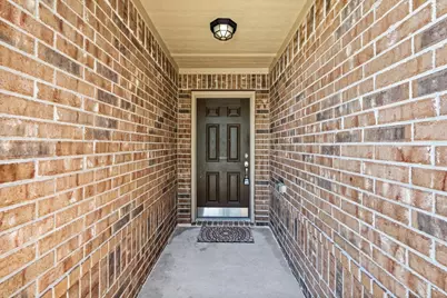 422 Hawks View Drive, La Marque, TX 77568 - Photo 5