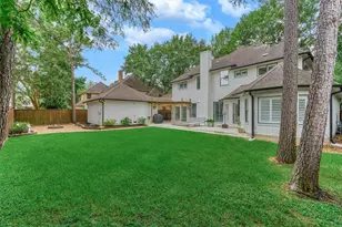 42 Golden Shadow Cir, The Woodlands, TX 77381 - Photo 41