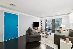 7555 Katy Fwy, Houston, TX 77024 - Photo 7