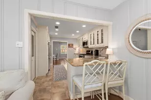 2023 Woodcrest Dr, Houston, TX 77018 - Photo 13