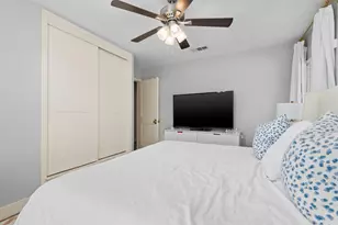2023 Woodcrest Dr, Houston, TX 77018 - Photo 21