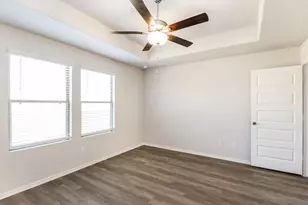 10715 Sunlit St, Conroe, TX 77303 - Photo 13