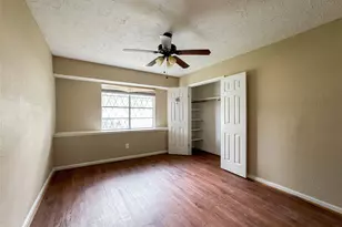 5907 Darkwood Dr, Houston, TX 77088 - Photo 11