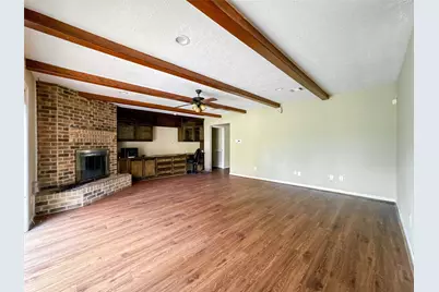 5907 Darkwood Drive, Houston, TX 77088 - Photo 13