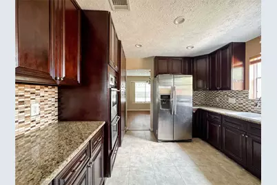 5907 Darkwood Drive, Houston, TX 77088 - Photo 9