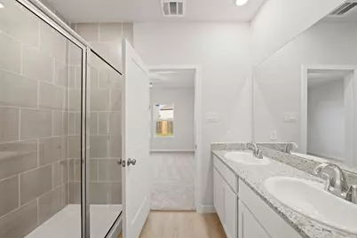 325 Bennett Street, Angleton, TX 77515 - Photo 7