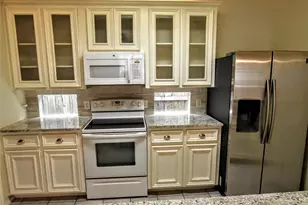 1534 Sutton St, Houston, TX 77006 - Photo 5