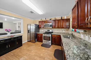 9214 Kendale Dr, Houston, TX 77083 - Photo 9