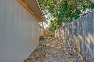 4302 Wildacres Dr, Houston, TX 77072 - Photo 41