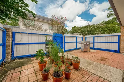 12042 Mighty Oak Drive #B, Houston, TX 77066 - Photo 33