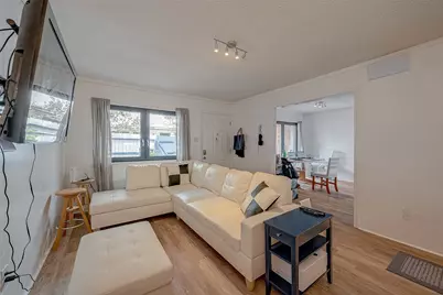 12042 Mighty Oak Drive #B, Houston, TX 77066 - Photo 9