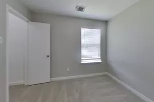 16507 Lazy Ridge Rd, Houston, TX 77053 - Photo 11