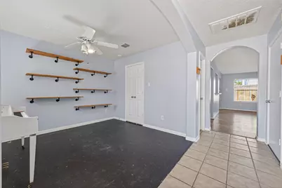 19215 Hikers Trail Drive, Humble, TX 77346 - Photo 9