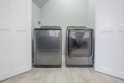 2214 Des Chaumes Street, Houston, TX 77026 - Photo 11