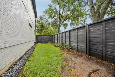 1601 Pine Chase Drive, Houston, TX 77055 - Photo 41