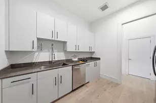 1601 Pine Chase Dr, Houston, TX 77055 - Photo 11