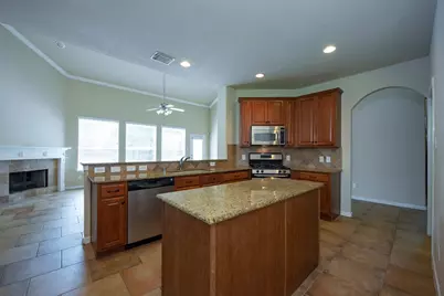 46 N Planchard Circle, The Woodlands, TX 77382 - Photo 15