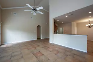 46 N Planchard Cir, The Woodlands, TX 77382 - Photo 11