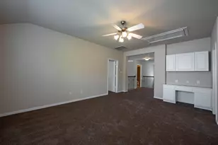 46 N Planchard Cir, The Woodlands, TX 77382 - Photo 29