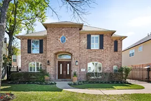 4521 Mayfair St, Bellaire, TX 77401 - Photo 1